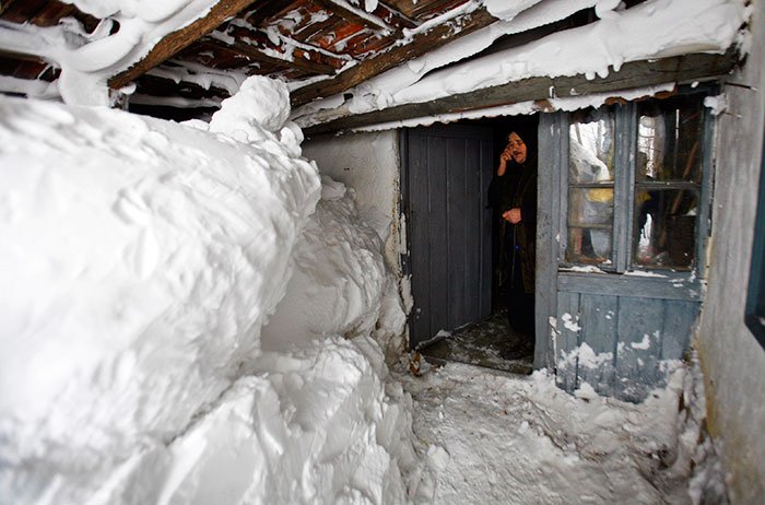 Biserica îi ajută pe sinistraţi 92032