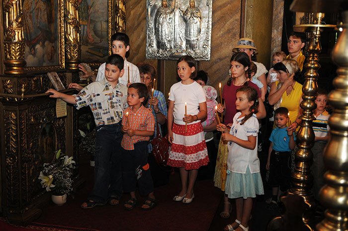 Concurs naţional de miniproiecte de educaţie social-filantropică 92036