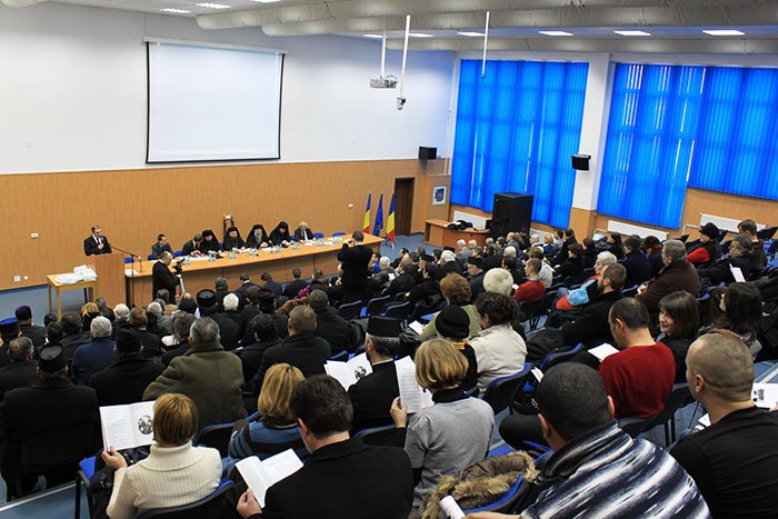 Academicianul Silviu Dragomir, omagiat la Deva 92050