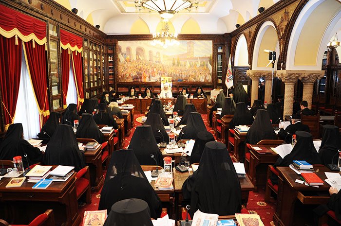 Noi hotărâri ale Sfântului Sinod al Bisericii Ortodoxe Române 92096