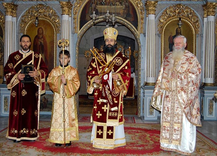 Slujiri arhiereşti în Mitropolia Banatului 92143