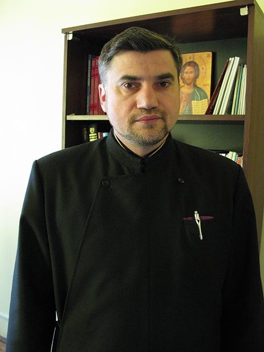 „Tinerii trebuie implicaţi în toate laturile vieţii de parohie“ 92149