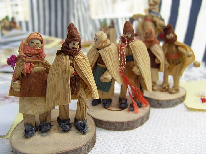 Mărţişorul, „funia timpului“ 92301