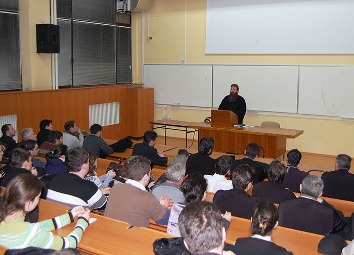 „Sfântul Maslu în lumina Sfintei Scripturi“ 92329