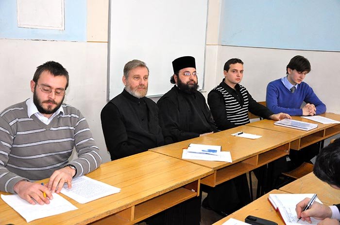 Cercul de istorie al studenţilor teologi, la a cincea şedinţă 92432