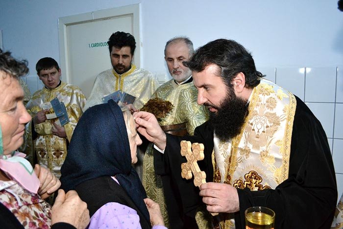 Biserica este alături de cei suferinzi 92442