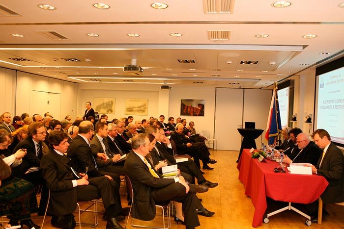 Răspunsuri creştine la criza economico-socială europeană 92476