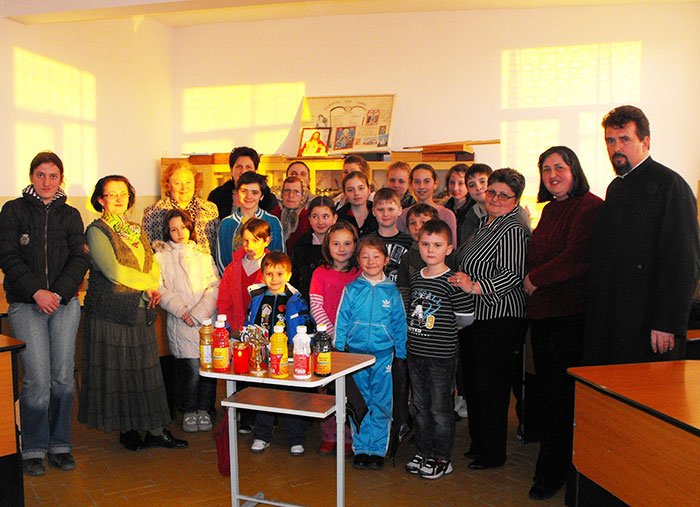 Cercul de pictură pe sticlă „Icoana - fereastră spre cer“ 92581