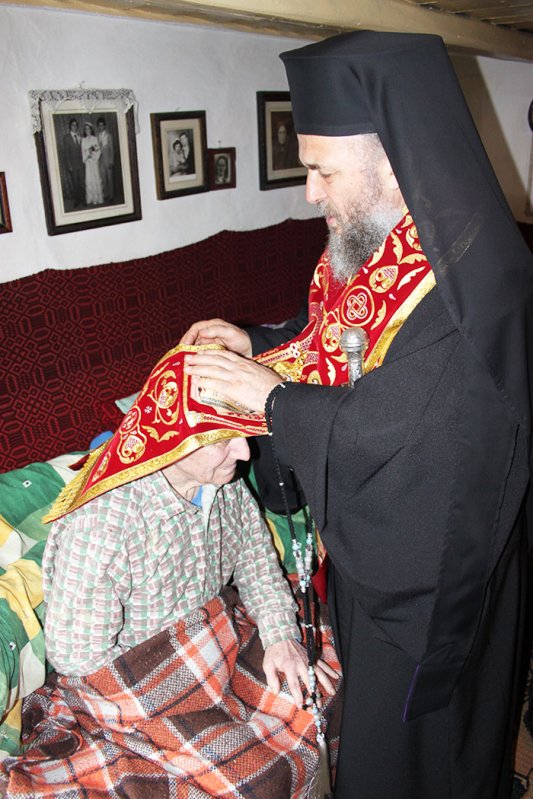 Daruri pentru 150 de bătrâni bolnavi 92587