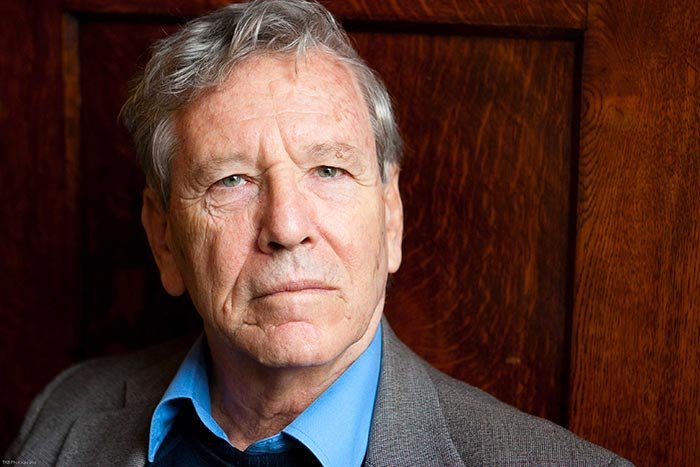 Amos Oz despre dragoste şi întuneric 92635