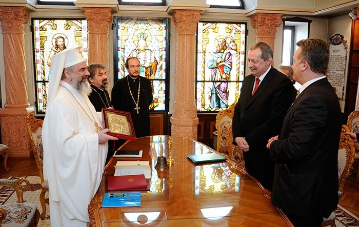 Secretarul de stat pentru Culte al Ungariei, la Patriarhie 92631