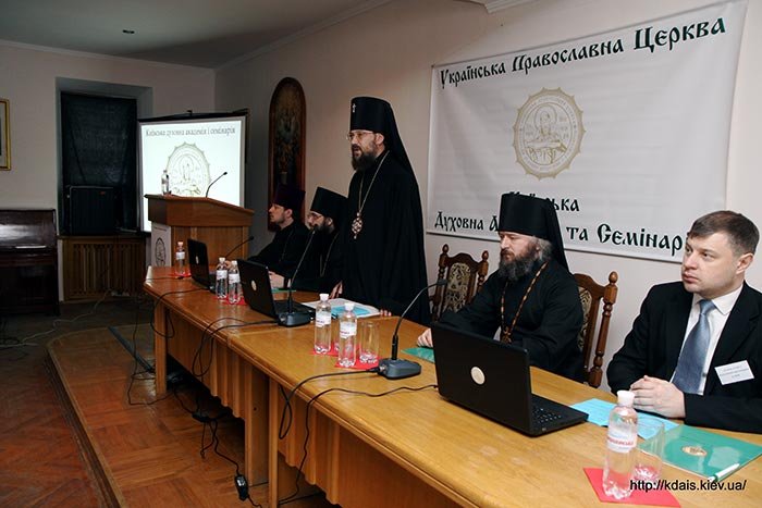 „Ştiinţa studenţească în şcoala teologică“ 92668