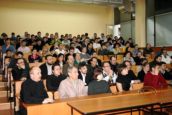 „Întruparea Cuvântului - temei al vindecării naturii umane“ 92702