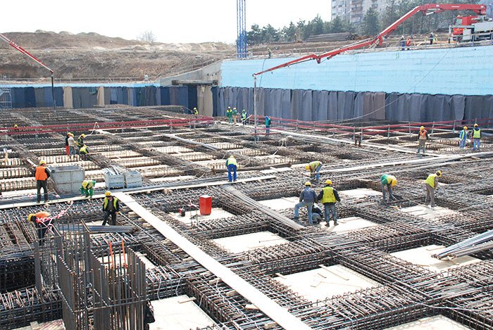 Şantierul îşi schimbă înfăţişarea în fiecare zi 92773