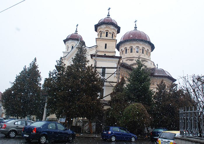 Biserica „Sfinţii Apostoli“, o istorie plină de simboluri 92840