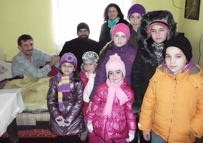 Miniproiect filantropic la Ucea de Jos 92862