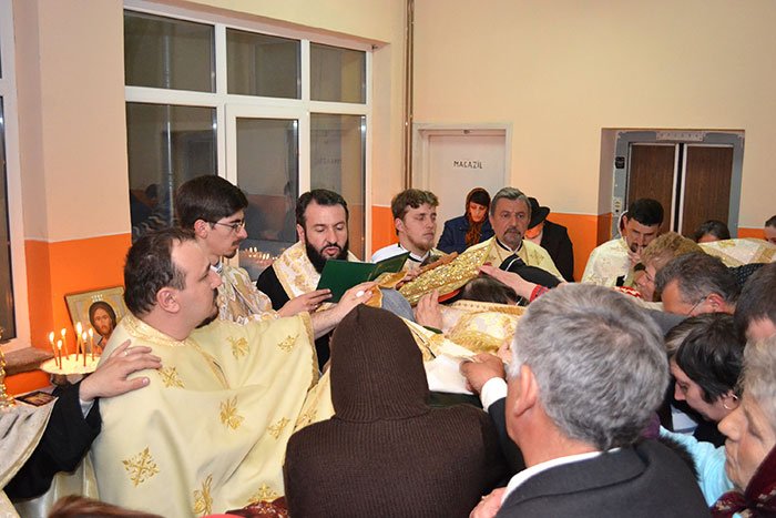 Sfântul Maslu la Spitalul Orăşenesc din Moldova Nouă 92891