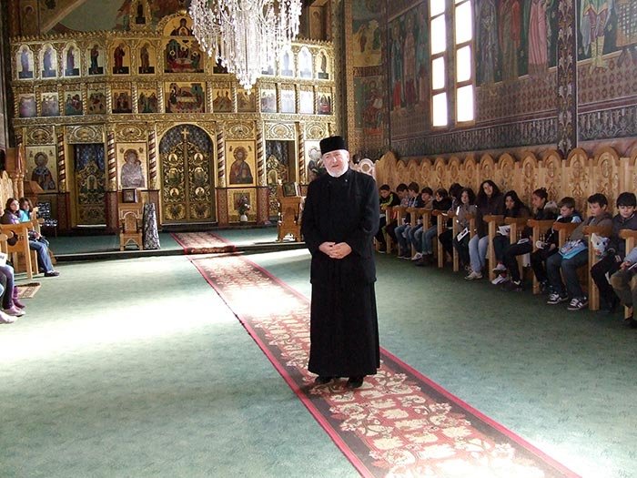 „Şcoala altfel“ la Biserica Govândari 92957