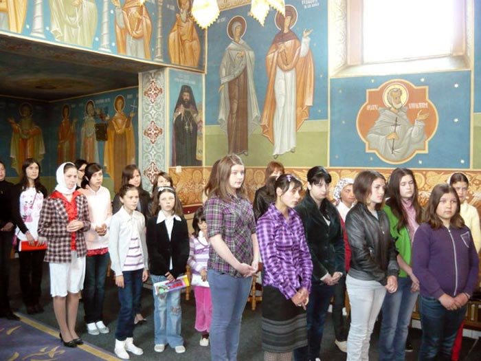 „Alege şcoala!“, un proiect care aduce speranţă la Hudeşti 92967