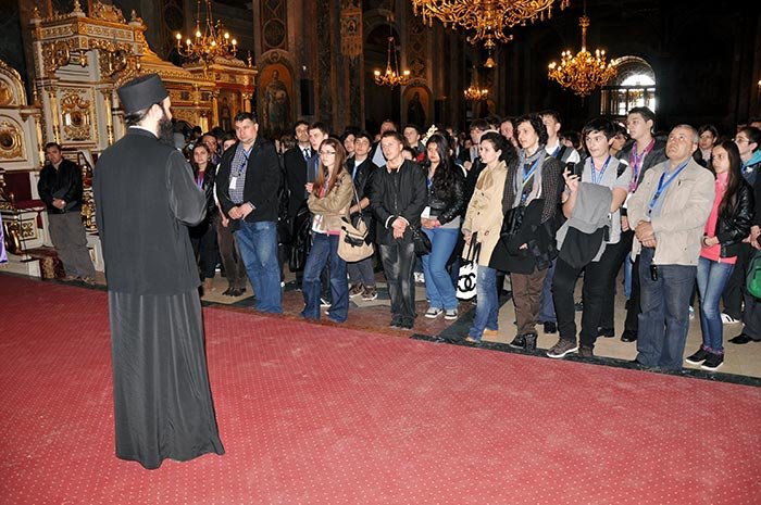 Olimpicii naţionali la istorie, la Catedrala mitropolitană 92964