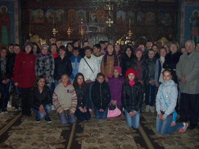 „Şcoala altfel“ la parohia Uda, Protopopiatul Paşcani 92987