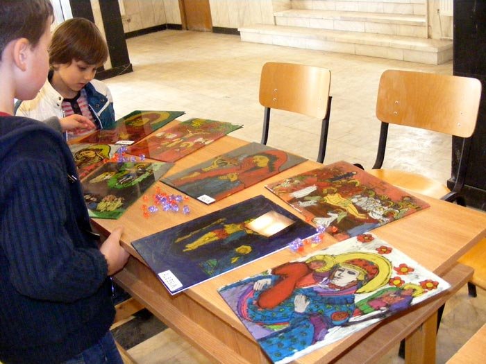 Vernisaj de icoane pascale la Universitatea „Eftimie Murgu“, Reşiţa 93001