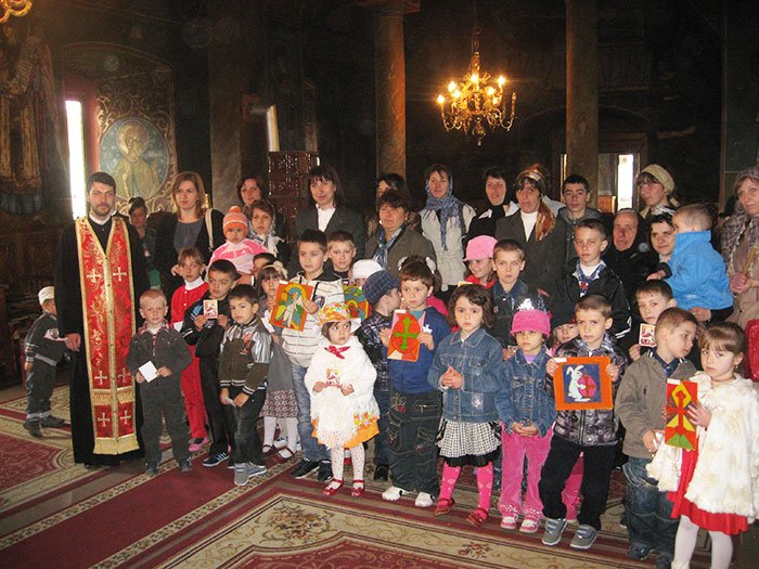 Pregătirea celor mici pentru Sfintele Paşti 93069