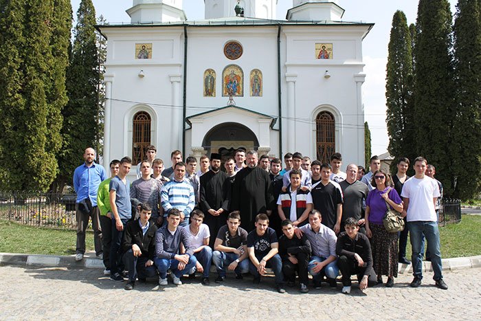 „Şcoala altfel“ la Craiova, Râmnic şi Slatina 93062