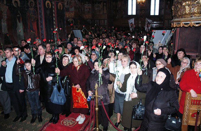 Binecuvântări arhiereşti la Botoşani şi Roman 93076