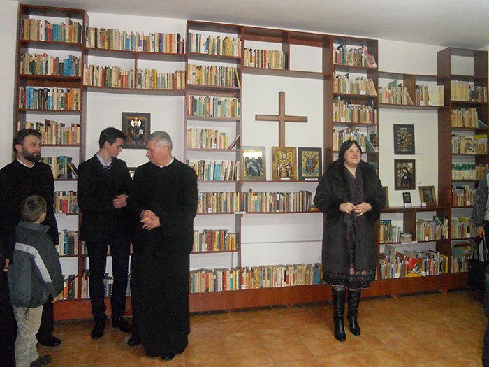 Concert şi expoziţie în Parohia clujeană „Naşterea Domnului“ 93115