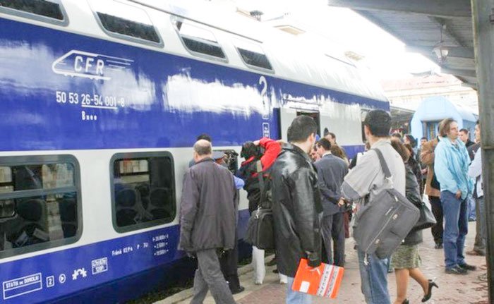 Trenuri pentru Paşte 93135