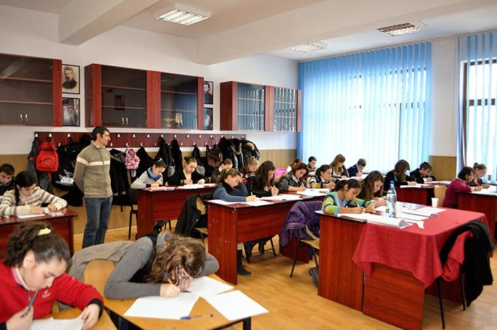 Azi începe Olimpiada Naţională de Religie pentru seminarii şi licee teologice ortodoxe 93178