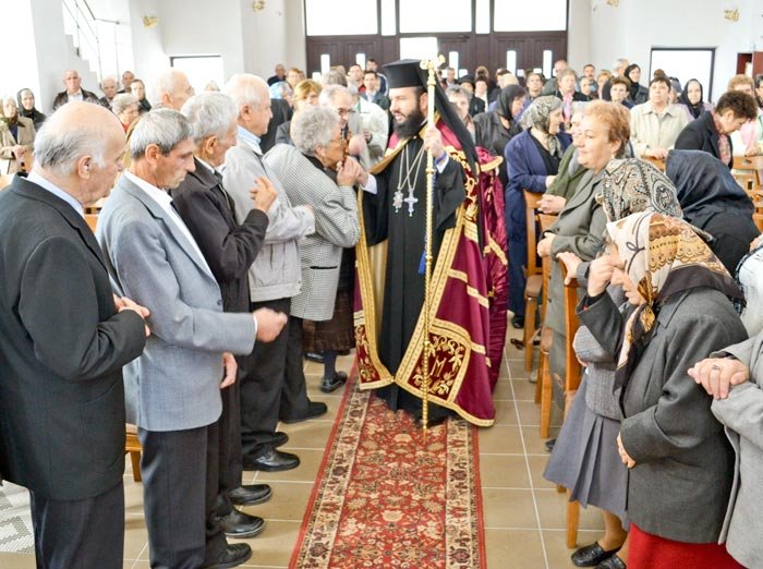 Vizite canonice în bisericile bănăţene 93195