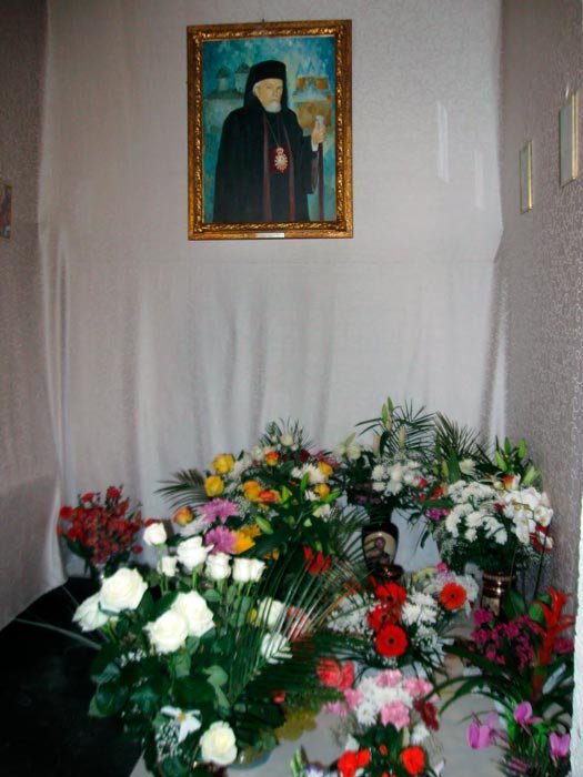 Parastas pentru episcopul Ioachim Mareş 93233