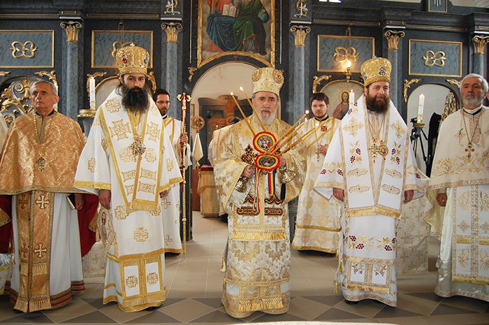 Slujire frăţească alături de credincioşii din Ungaria 93251