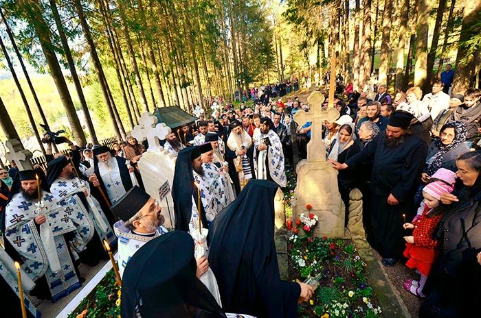 „Un dar de la Dumnezeu pentru poporul român” 93351