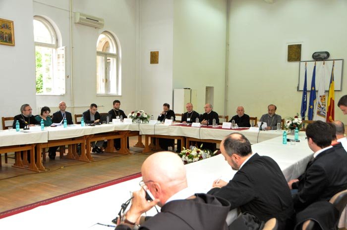 Ultima zi a simpozionului teologic de la Bucureşti 93466