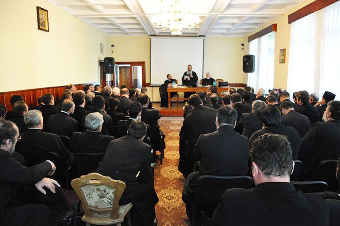 „După 6 luni de tăcere, fiica mea a spus din nou «Mama!»“ 93586