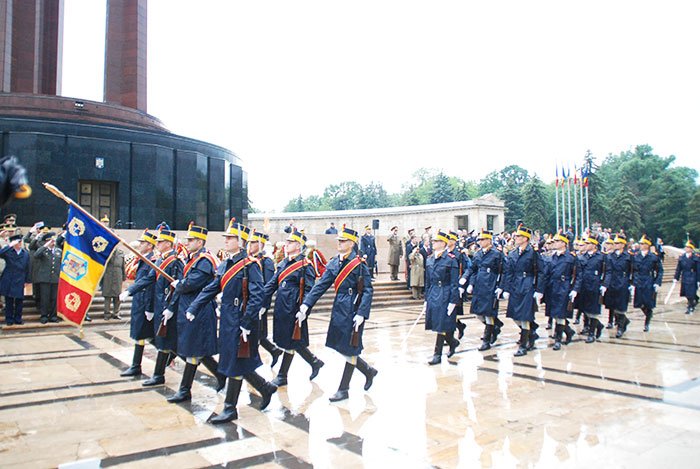 Recunoştinţă pentru eroii ţării 93619