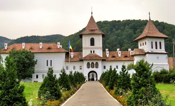 Preoţii de penitenciar din Europa se întâlnesc la Sâmbăta de Sus 93756