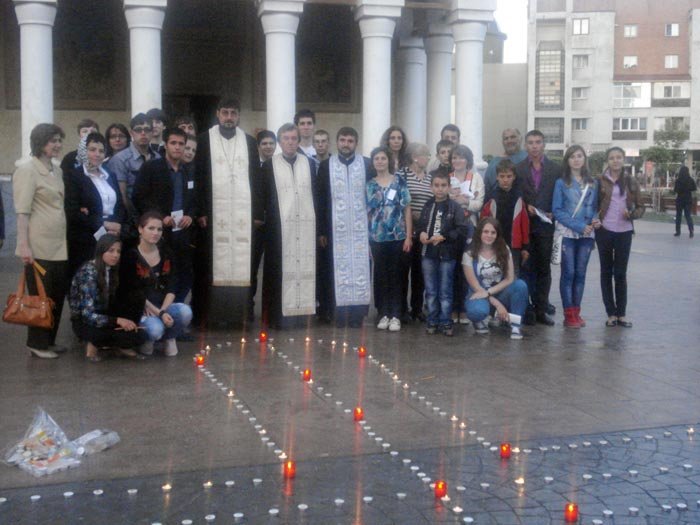 Rugăciuni pentru „copiii născuţi şi nenăscuţi“ la Târgu Jiu 93745