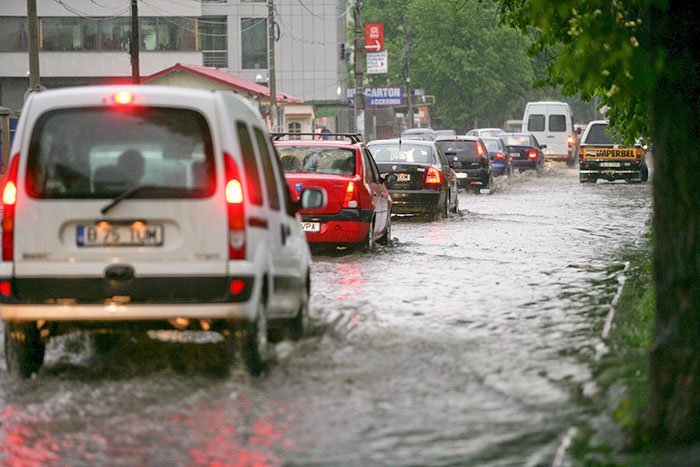 Vin iarăşi ploile 93788