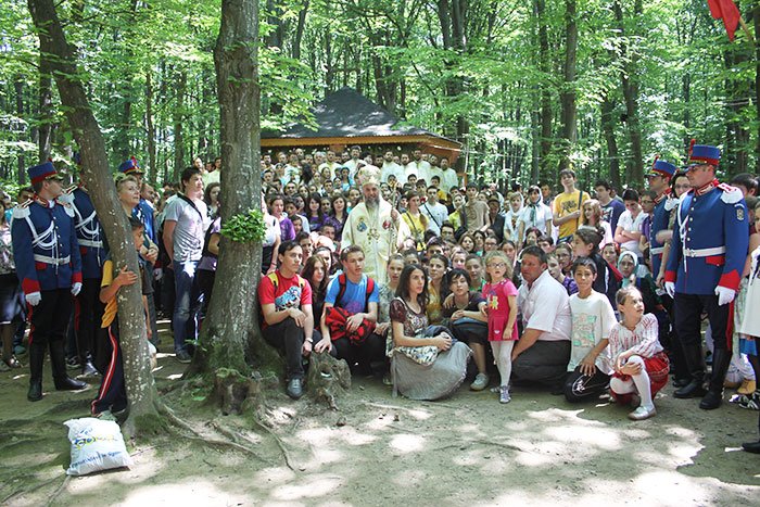 Peste 1.000 de tineri şi anul acesta la Buciumeni 93803