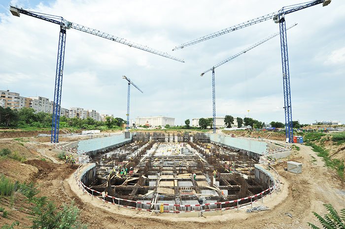 Se lucrează la subsol 93805