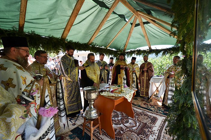 Piatră de temelie pentru două noi biserici 93822