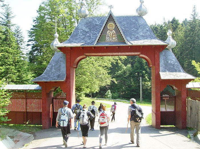 „Când se termină drumul, vin şi bucuriile“ 93860