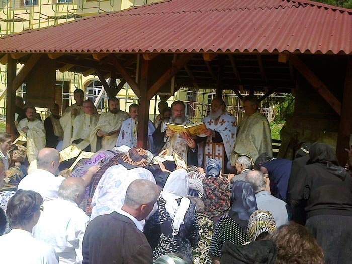 Rugăciune la începutul postului pentru bătrânii Aşezământului Hârja 93926