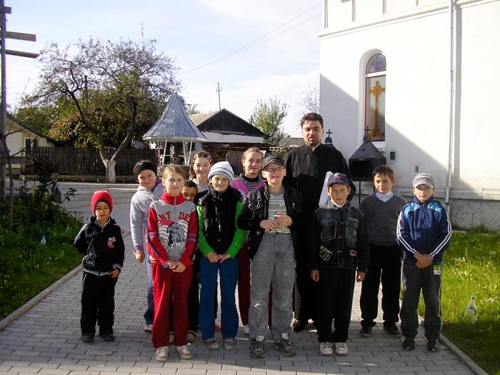 Catehezele parohiale din Vlădiceni, aproape de final 93948