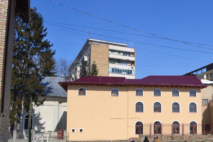 Lucrări de construcţie în parohia „Sfântul Gheorghe“ din Piatra Neamţ 93965
