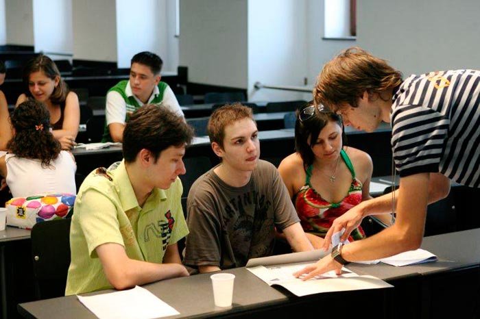 Posturile din învăţământul superior de stat, deblocate 93975